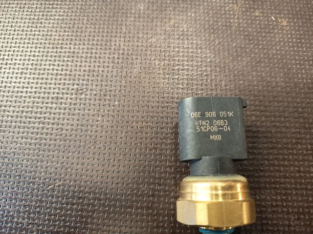 bontott VW GOLF VI Nyomásszabályzó Szelep