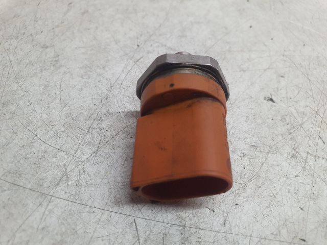 bontott VW GOLF VI Nyomásszabályzó Szelep