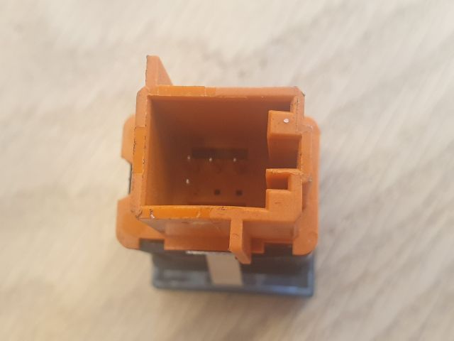 bontott VW GOLF VI Okos Kerékszelep