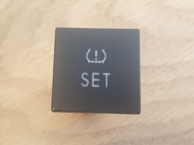 bontott VW GOLF VI Okos Kerékszelep