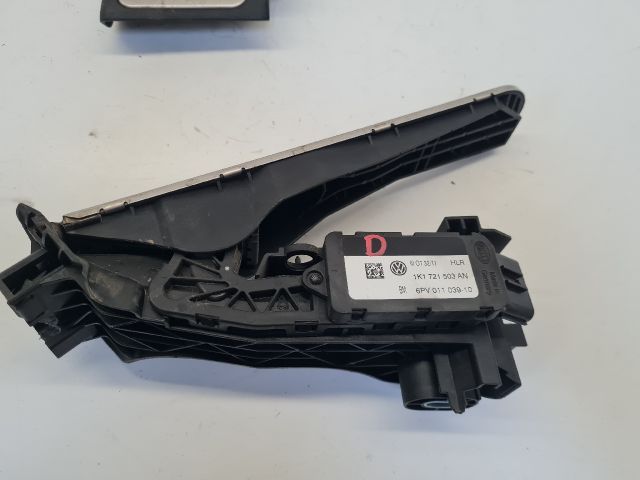 bontott VW GOLF VI Pedálsor (Gáz, Fék, Kuplung)