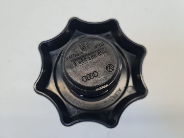 bontott VW GOLF VI Pótkerék Rögzítő