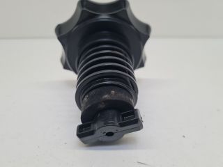 bontott VW GOLF VI Pótkerék Rögzítő