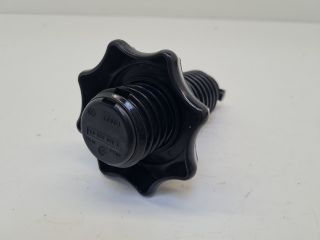 bontott VW GOLF VI Pótkerék Rögzítő