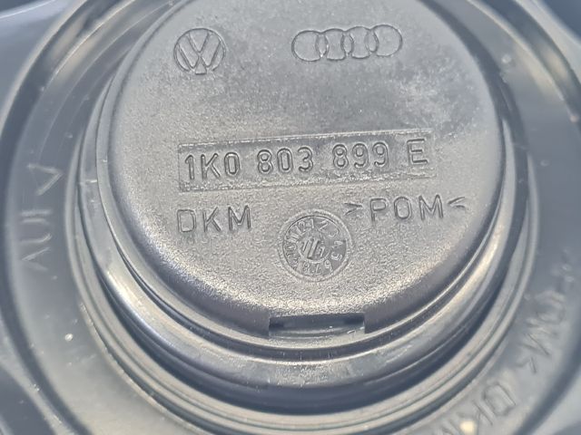 bontott VW GOLF VI Pótkerék Rögzítő