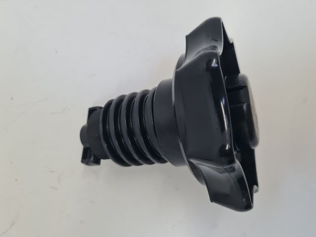 bontott VW GOLF VI Pótkerék Rögzítő