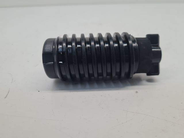 bontott VW GOLF VI Pótkerék Rögzítő