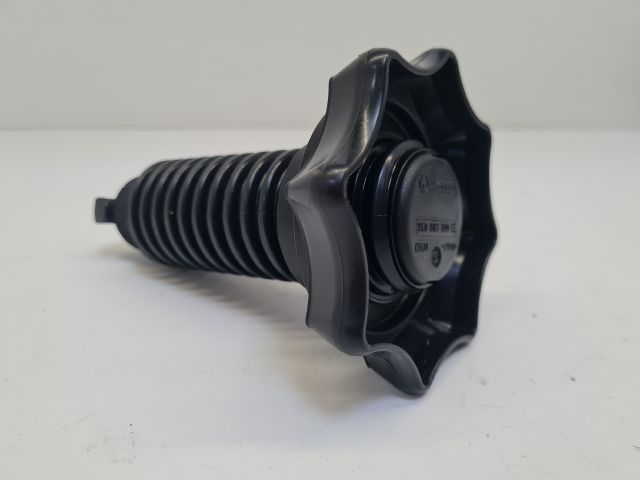 bontott VW GOLF VI Pótkerék Rögzítő