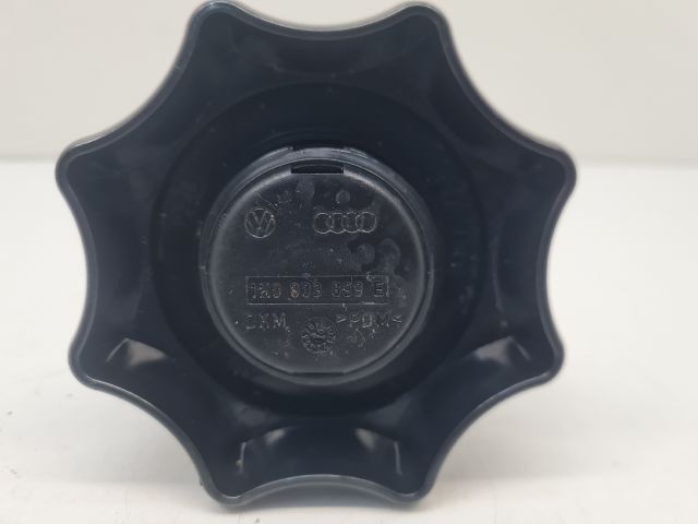 bontott VW GOLF VI Pótkerék Rögzítő