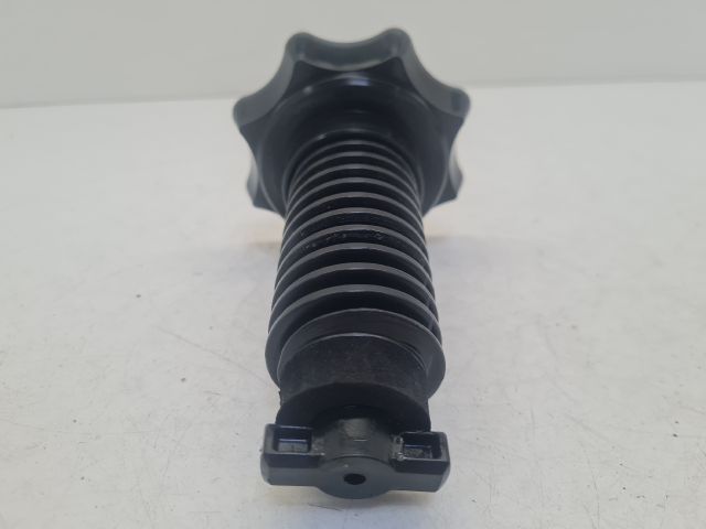 bontott VW GOLF VI Pótkerék Rögzítő