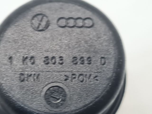 bontott VW GOLF VI Pótkerék Rögzítő