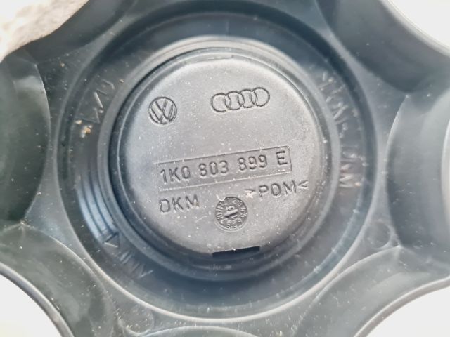 bontott VW GOLF VI Pótkerék Rögzítő