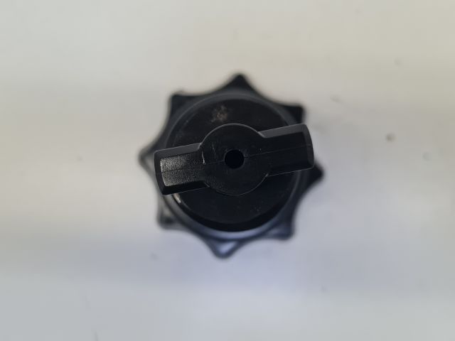 bontott VW GOLF VI Pótkerék Rögzítő