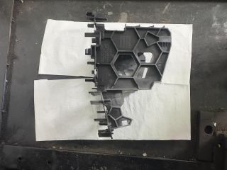 bontott VW GOLF VI Rádió / CD Keret