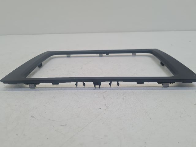 bontott VW GOLF VI Rádió / CD Keret