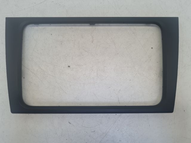 bontott VW GOLF VI Rádió / CD Keret