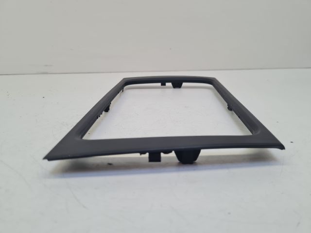 bontott VW GOLF VI Rádió / CD Keret