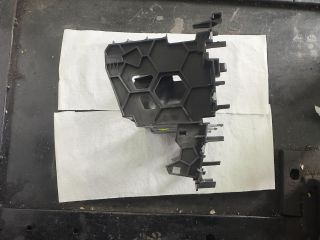 bontott VW GOLF VI Rádió / CD Keret