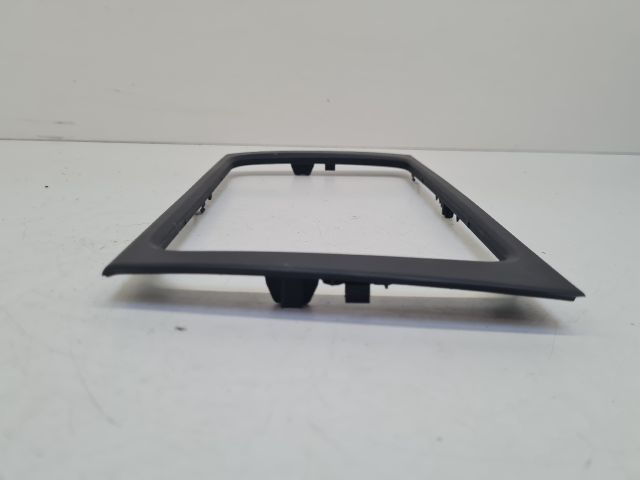 bontott VW GOLF VI Rádió / CD Keret