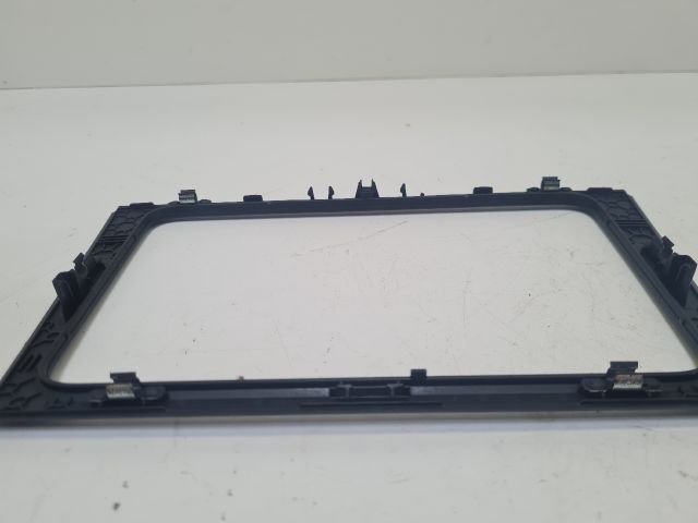 bontott VW GOLF VI Rádió / CD Keret