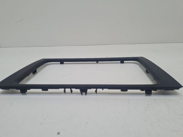 bontott VW GOLF VI Rádió / CD Keret