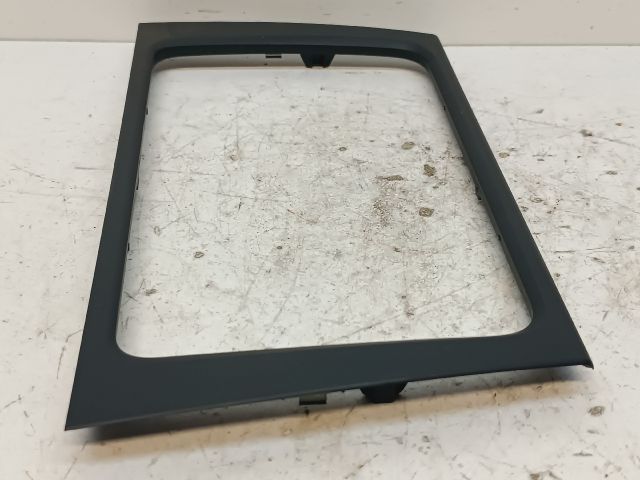 bontott VW GOLF VI Rádió / CD Keret