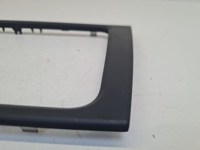 bontott VW GOLF VI Rádió / CD Keret