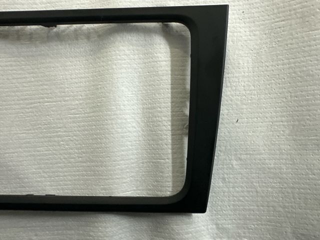 bontott VW GOLF VI Rádió / CD Keret