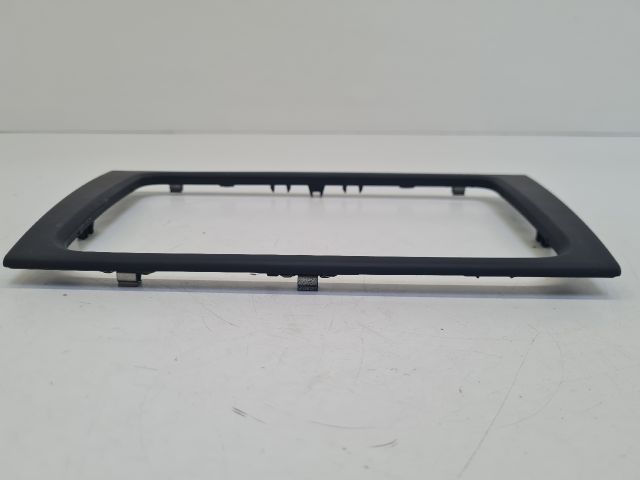 bontott VW GOLF VI Rádió / CD Keret