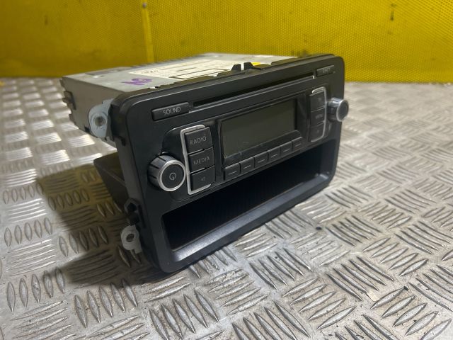 bontott VW GOLF VI Rádió / CD