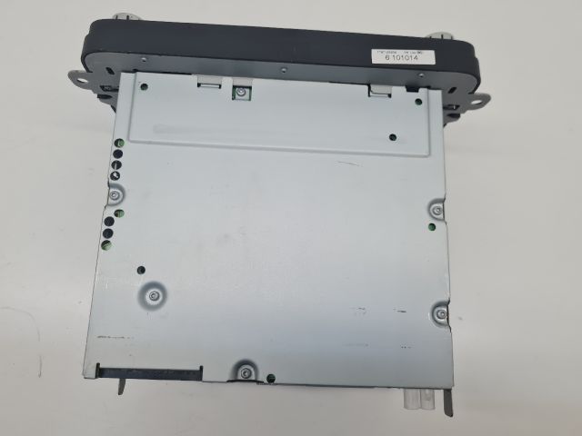 bontott VW GOLF VI Rádió / CD