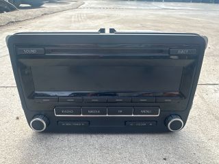 bontott VW GOLF VI Rádió / CD