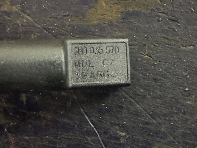 bontott VW GOLF VI Rádió Zavarszűrő