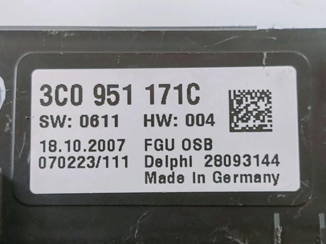 bontott VW GOLF VI Riasztó Ultrahang Érzékelő