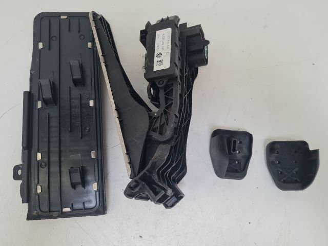 bontott VW GOLF VI Sport Pedál Szett