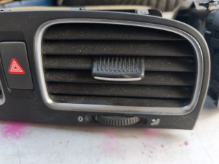 bontott VW GOLF VI Szellőző Szett
