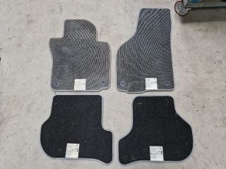 bontott VW GOLF VI Szőnyeg Szett