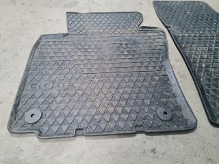 bontott VW GOLF VI Szőnyeg Szett