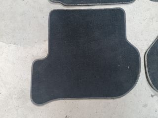 bontott VW GOLF VI Szőnyeg Szett