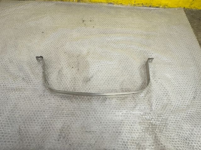 bontott VW GOLF VI Tank Tartó Pánt