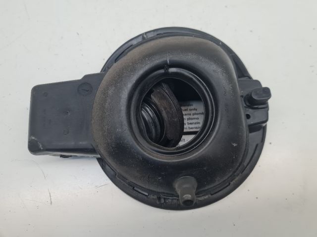 bontott VW GOLF VI Tankajtó