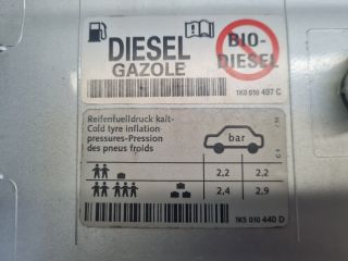 bontott VW GOLF VI Tankajtó