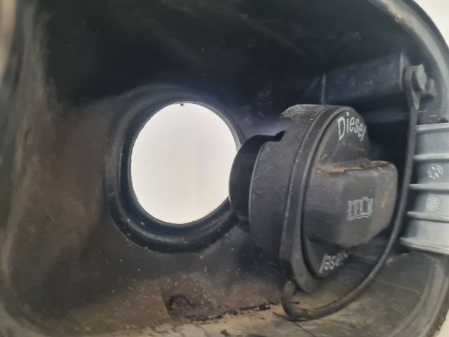 bontott VW GOLF VI Tankajtó