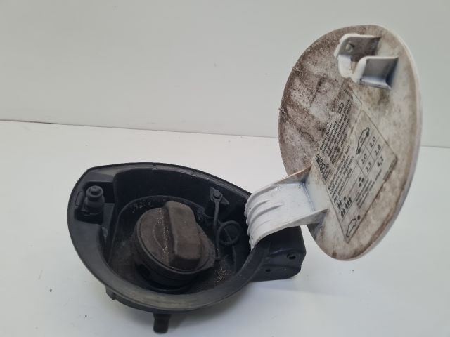 bontott VW GOLF VI Tankajtó