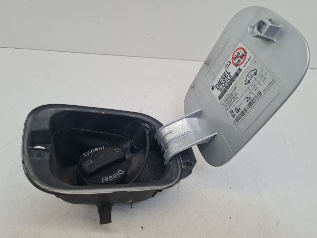 bontott VW GOLF VI Tankajtó