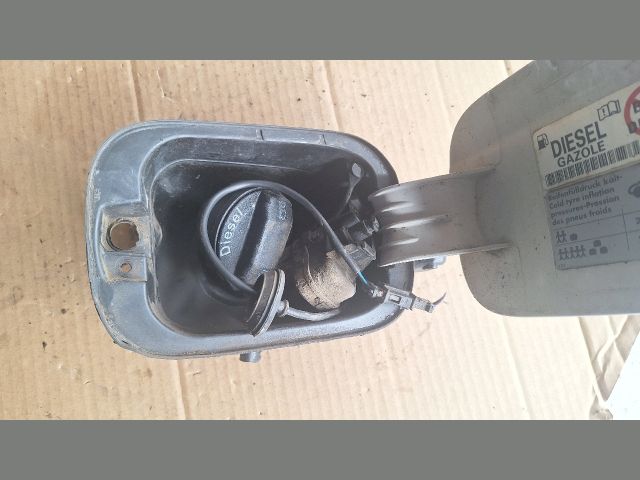 bontott VW GOLF VI Tankajtó