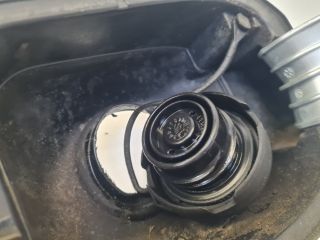 bontott VW GOLF VI Tankajtó