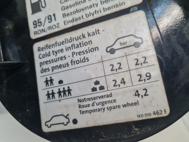 bontott VW GOLF VI Tankajtó