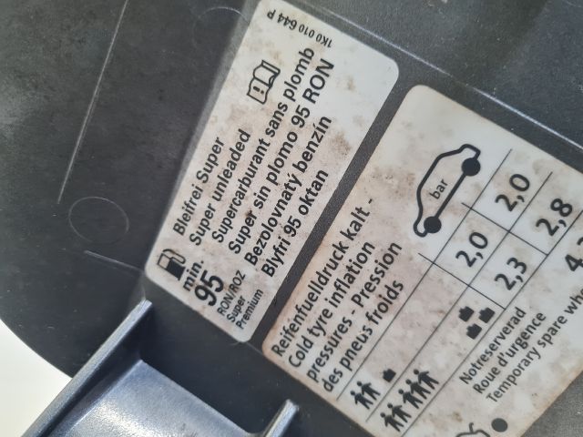 bontott VW GOLF VI Tankajtó