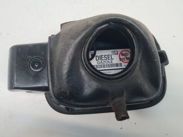 bontott VW GOLF VI Tankajtó